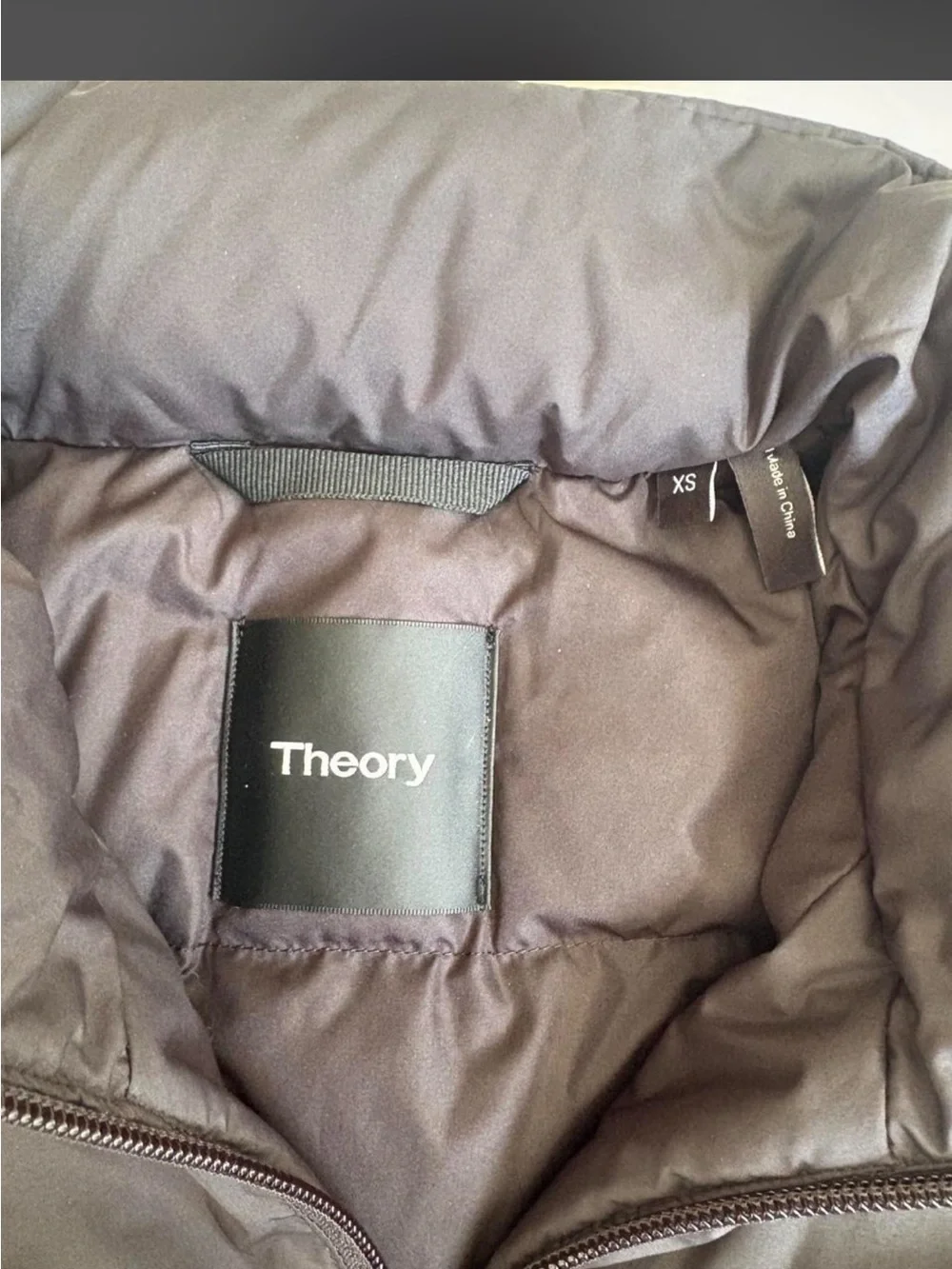 Theory Men's Black Quilted Zip-Front Vest